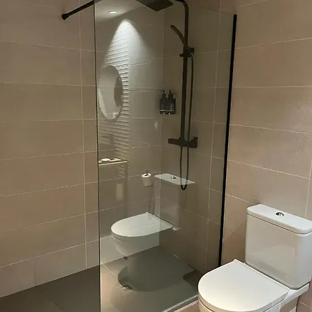 Hotel Imi & 4*